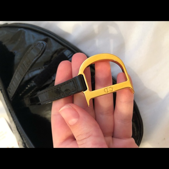 Mini Saddle Bag in Patent Leather - Picture 4 of 6